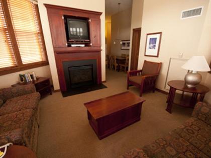 Allegheny Springs Snowshoe Room photo